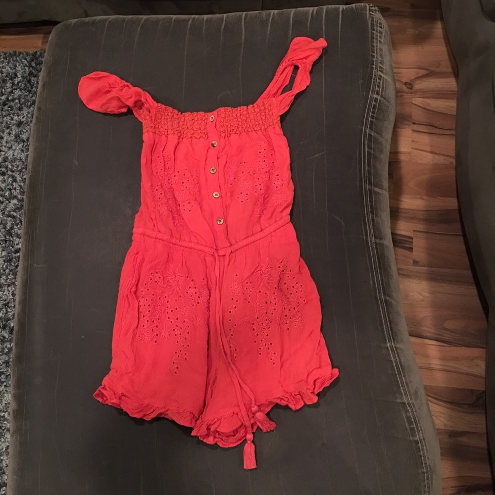 Women’s dress